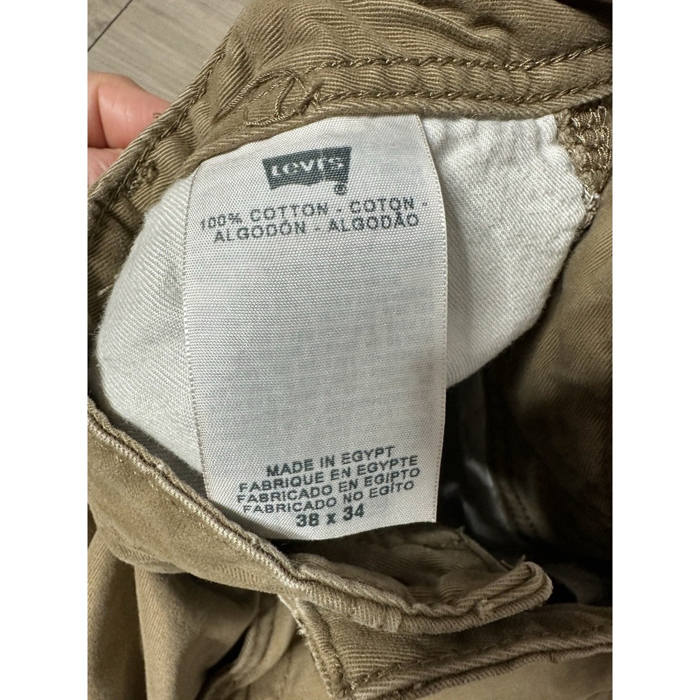 Levi's Cargo Pants Mens 38 x 34 Khaki Cotton Canvas Hiking Safari Pockets - Picture 3 of 9